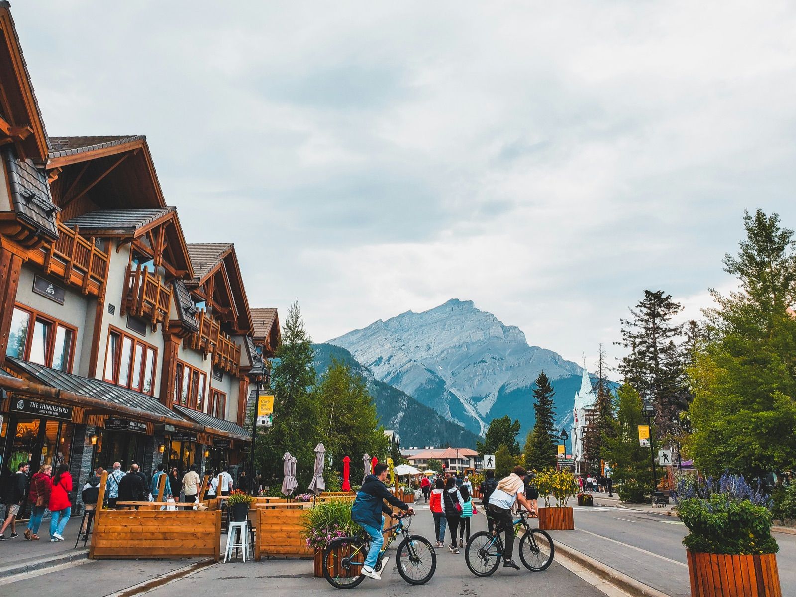 Visitors walking through Banff town — Banff Journey Banff in a Day tour